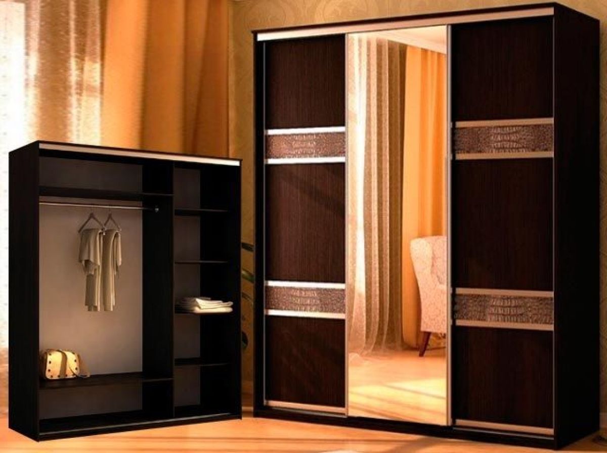 Шкаф-купе "Де-Люкс" 3-х дверный №7 (1800) | фото 2